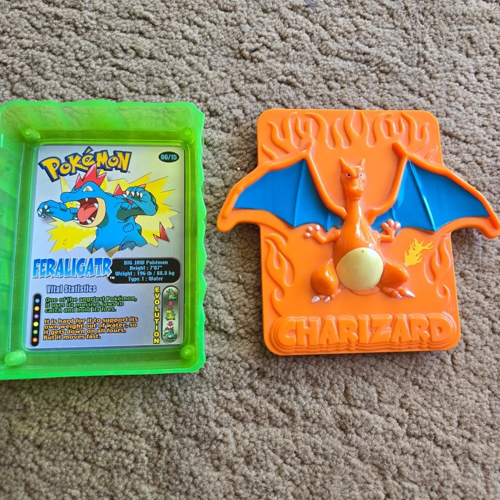 Vintage 2002 Pokemon Wendys Kids Meal Charizard Case Feraligatr Card 06/15 Toy
